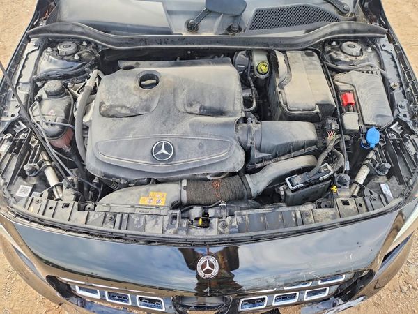 2019 MERCEDES-BENZ GLA