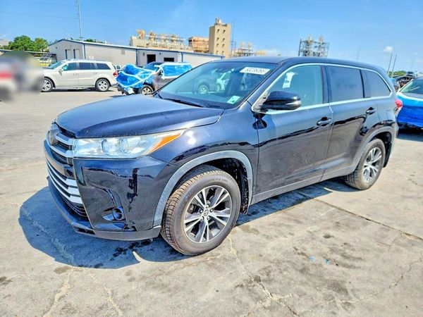 2019 TOYOTA HIGHLANDER LE/LE Plus
