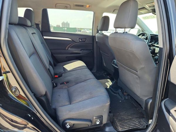 2019 TOYOTA HIGHLANDER LE/LE Plus