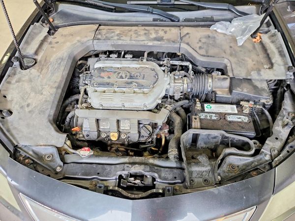 2012 ACURA TL — Engine bay