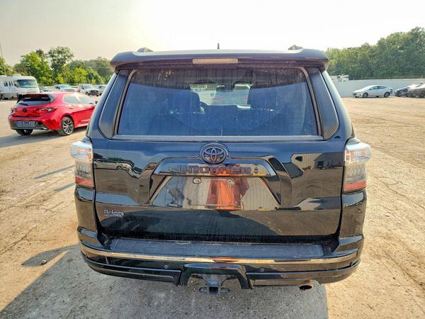 2020 TOYOTA 4RUNNER