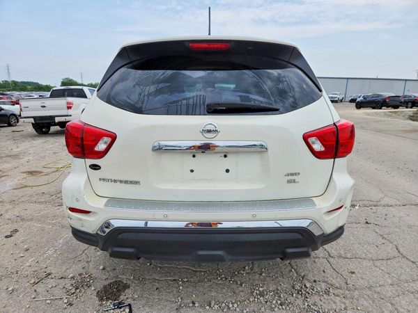 2018 NISSAN PATHFINDER