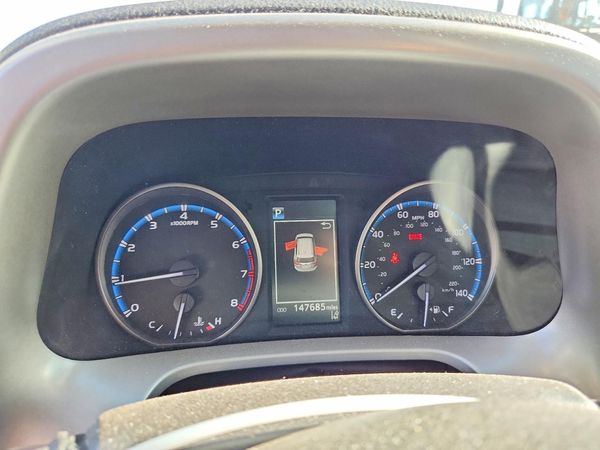 2017 TOYOTA RAV4 XLE