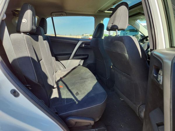 2017 TOYOTA RAV4 XLE