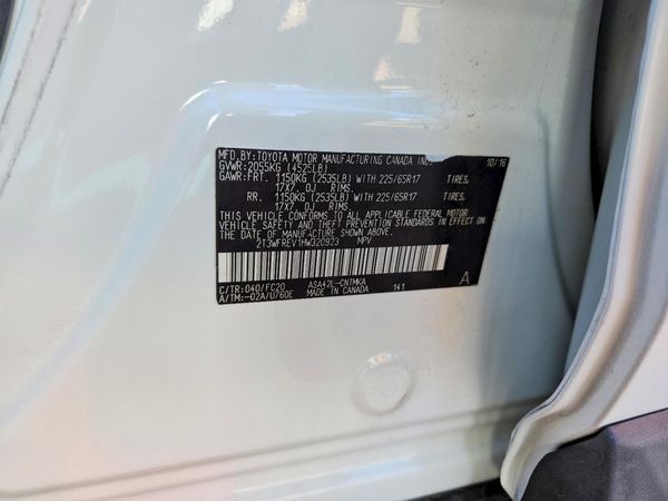 2017 TOYOTA RAV4 XLE