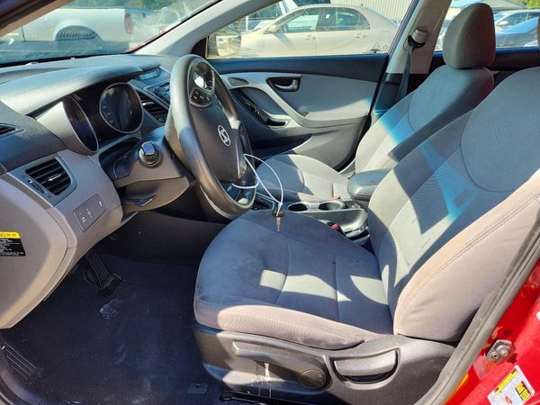 2015 HYUNDAI ELANTRA GLS(Middle)