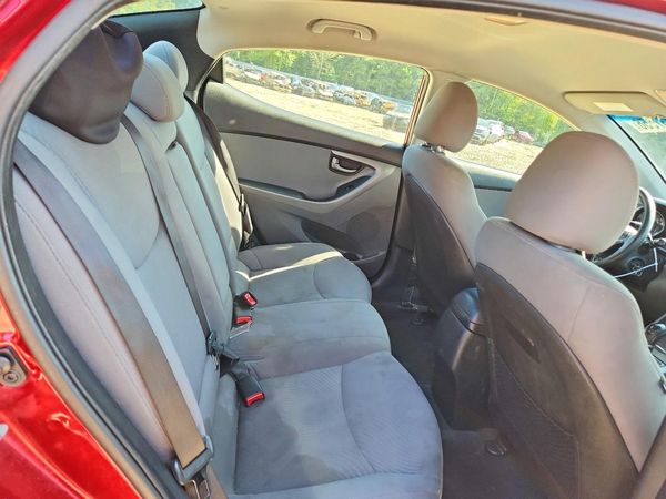 2015 HYUNDAI ELANTRA GLS(Middle)