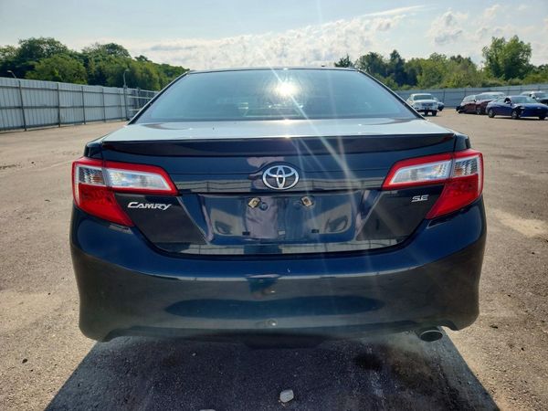 2012 TOYOTA CAMRY