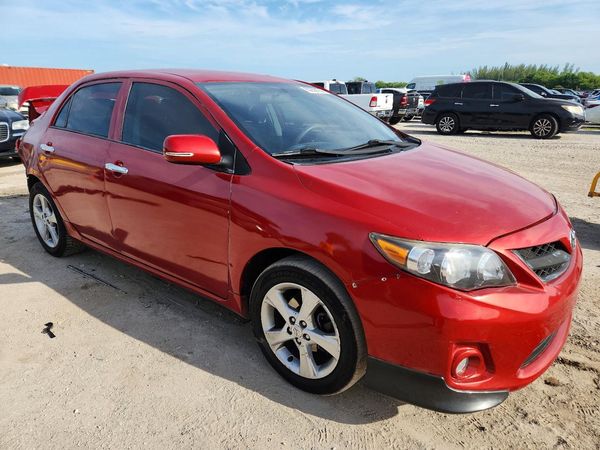 2013 TOYOTA COROLLA