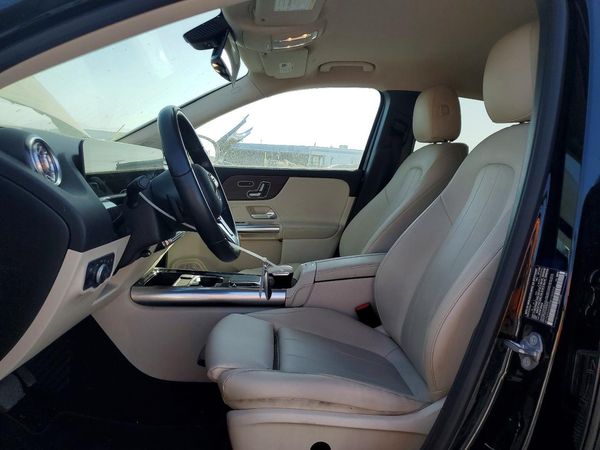 2021 MERCEDES-BENZ GLA GLA250 — DENT