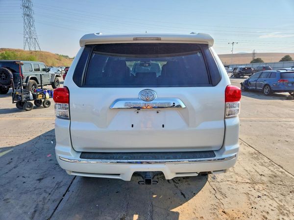 2013 TOYOTA 4RUNNER