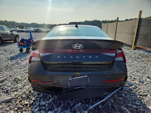 2026 HYUNDAI ELANTRA
