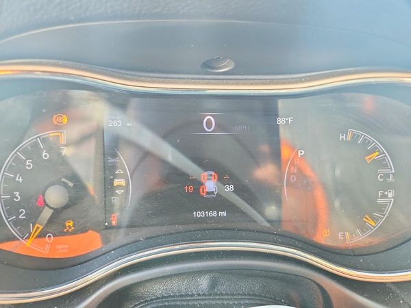 2017 JEEP GRAND CHEROKEE Laredo