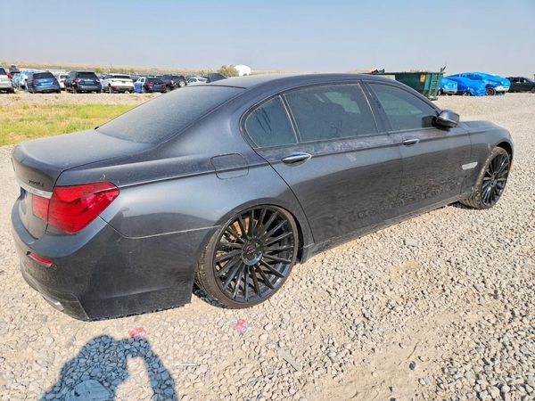 2014 BMW 750