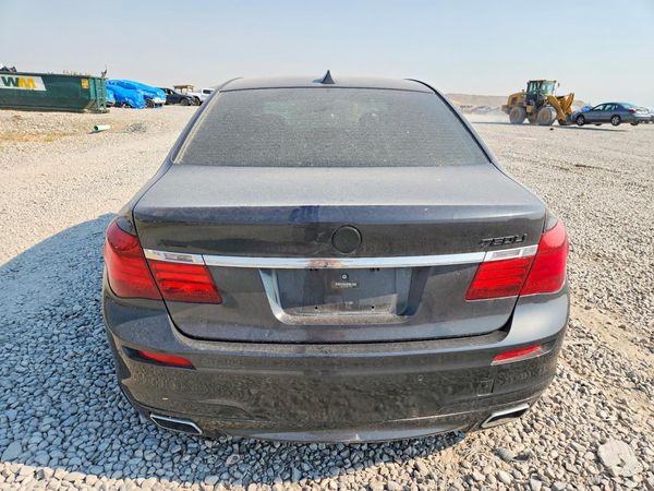 2014 BMW 750