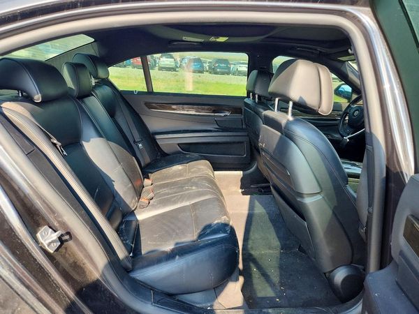 2014 BMW 750