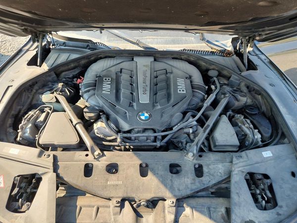 2014 BMW 750