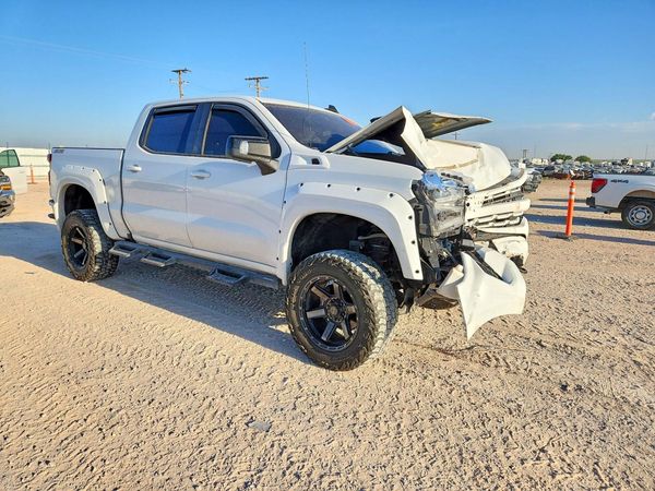 2024 CHEVROLET SILVERADO RST — Passenger 3/4