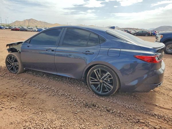 2026 TOYOTA CAMRY
