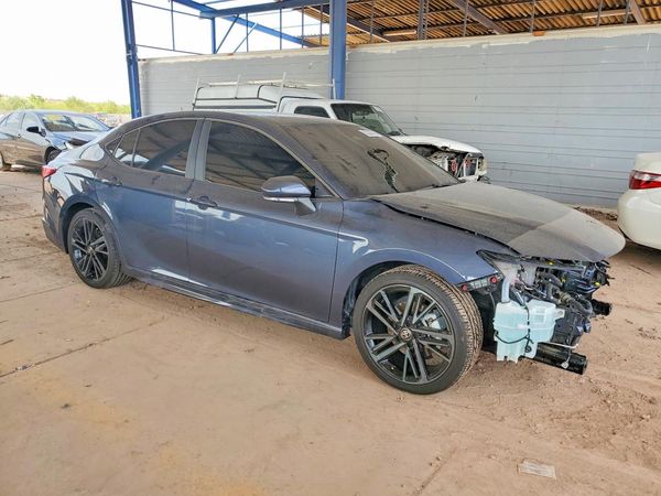 2026 TOYOTA CAMRY