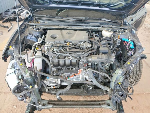 2026 TOYOTA CAMRY