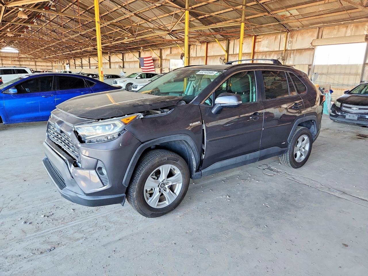 2020 TOYOTA RAV4 XLE HV — Front 3/4
