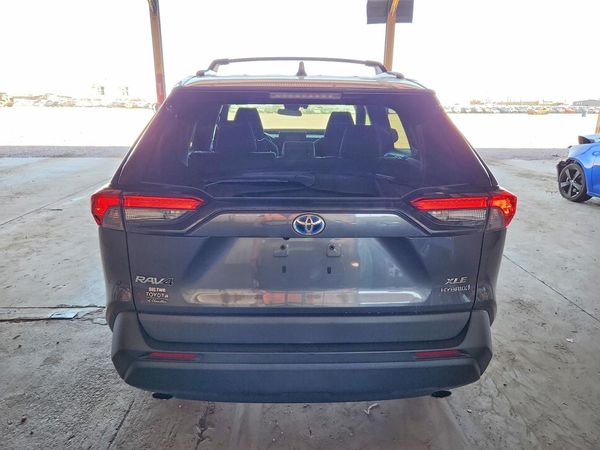 2020 TOYOTA RAV4 XLE HV — DIRR