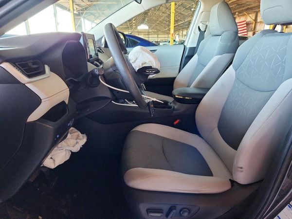 2020 TOYOTA RAV4 XLE HV — DENT