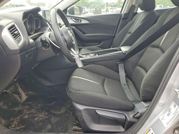 2017 MAZDA 3