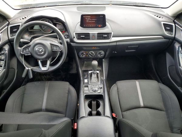2017 MAZDA 3