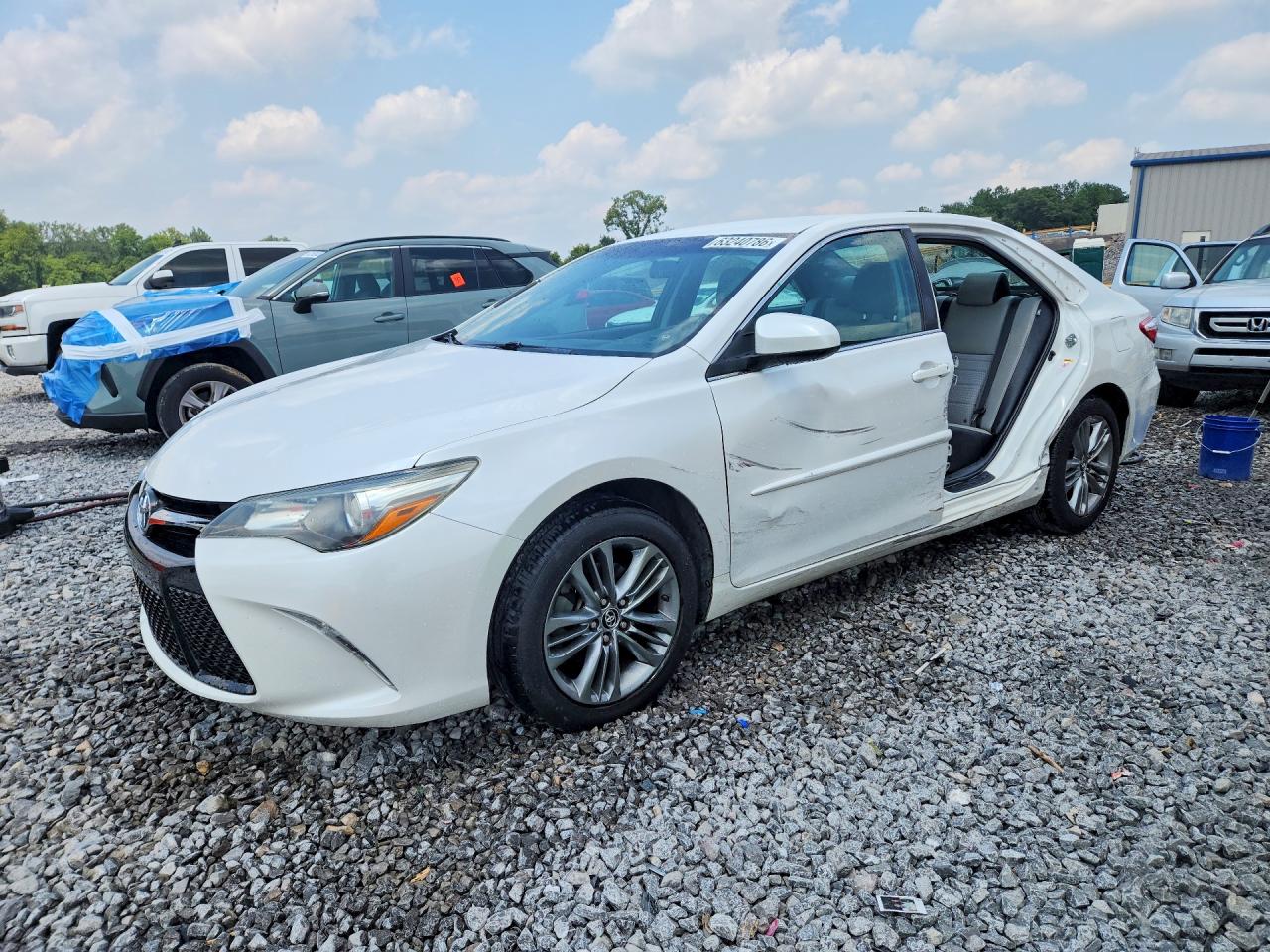 2015 TOYOTA CAMRY