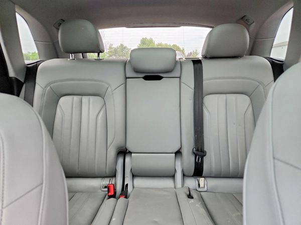 2019 AUDI Q5 quattro Premium Plus