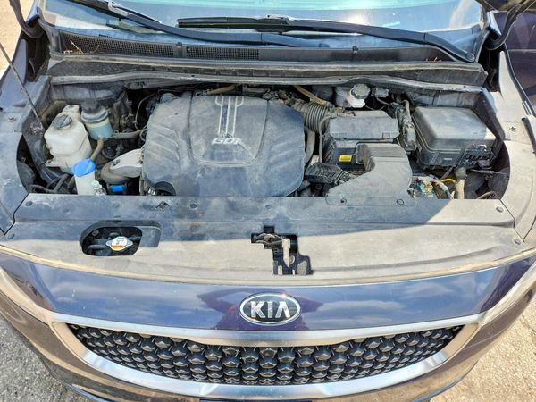 2017 KIA SEDONA LX