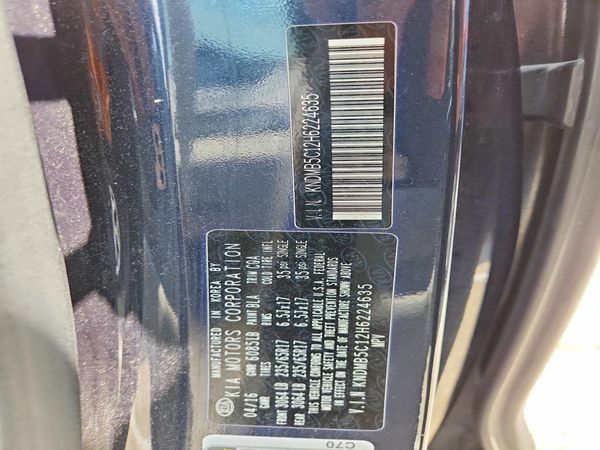 2017 KIA SEDONA LX