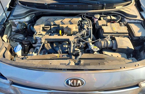 2021 KIA RIO LX, S