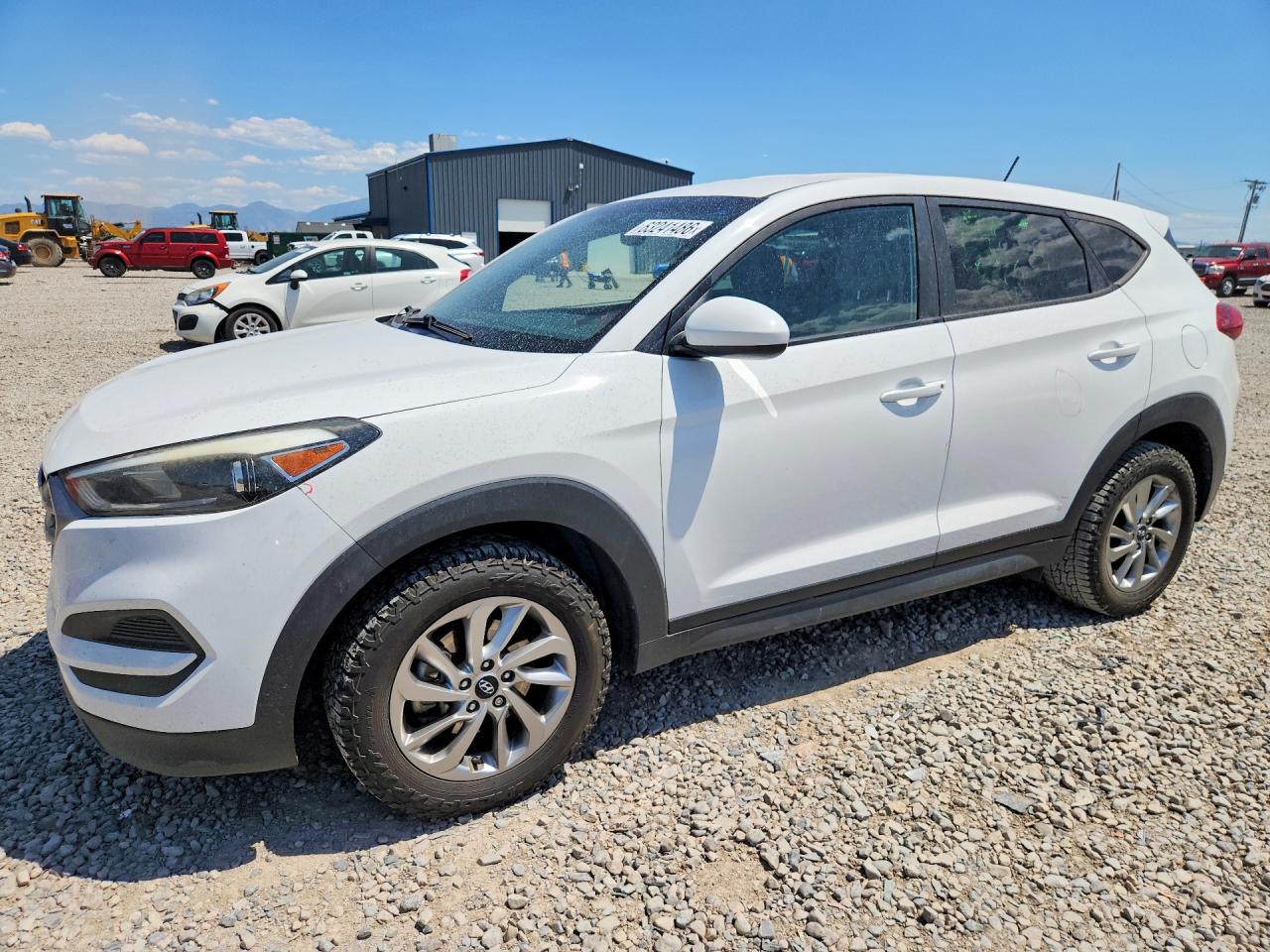 2017 HYUNDAI TUCSON SE (no options)