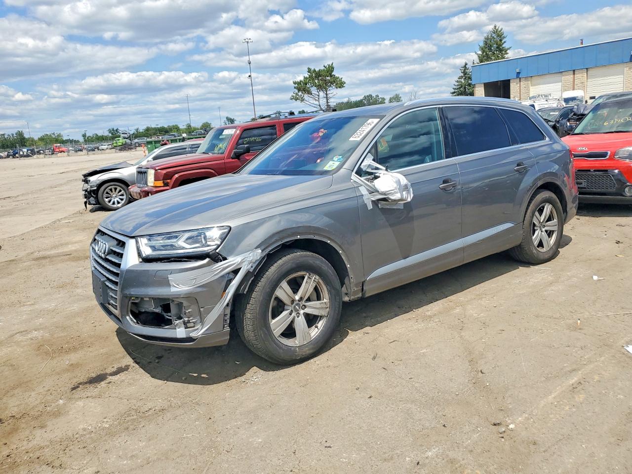 2017 AUDI Q7 quattro Premium Plus