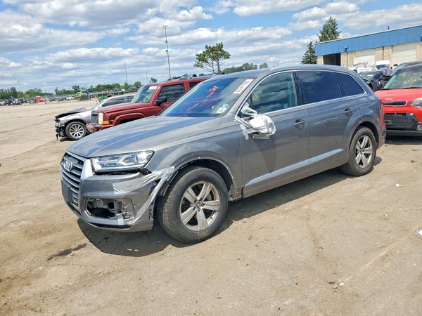 2017 AUDI Q7 quattro Premium Plus