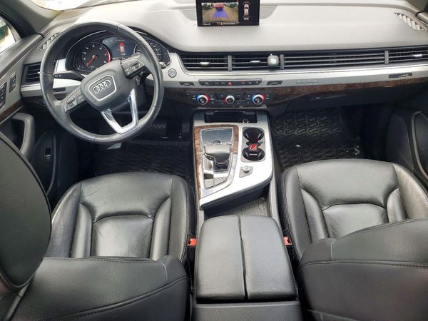 2017 AUDI Q7 quattro Premium Plus