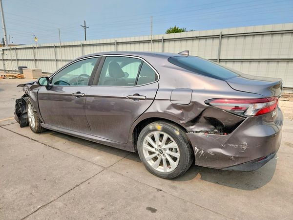 2021 TOYOTA CAMRY LE