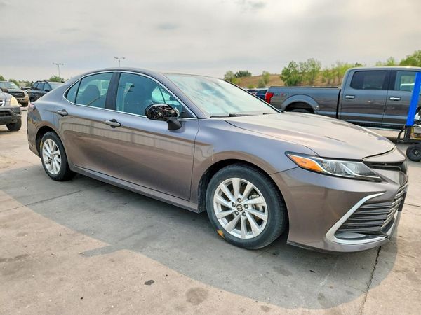 2021 TOYOTA CAMRY LE