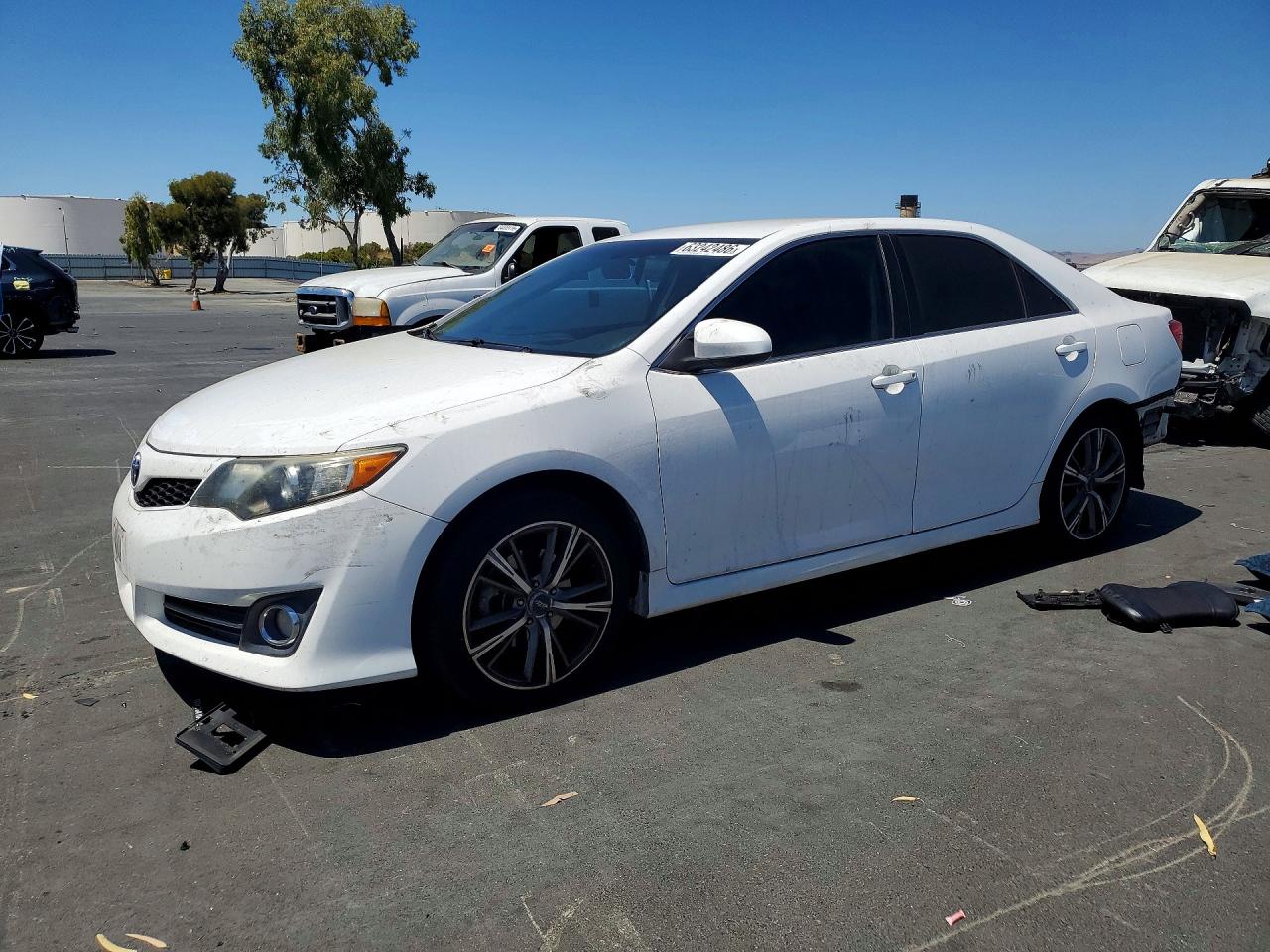 2014 TOYOTA CAMRY
