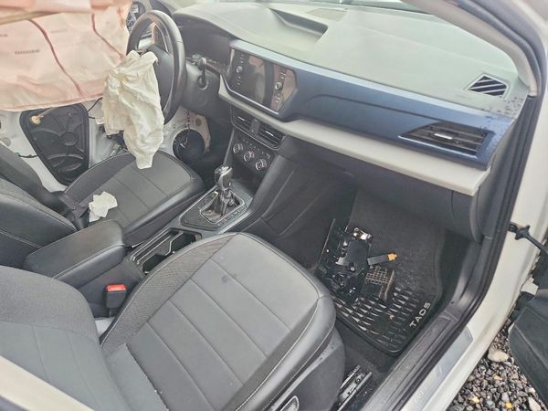 2022 VOLKSWAGEN TAOS SE