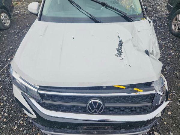 2022 VOLKSWAGEN TAOS SE
