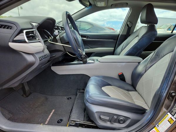 2018 TOYOTA CAMRY L/LE/SE/XLE — DENT