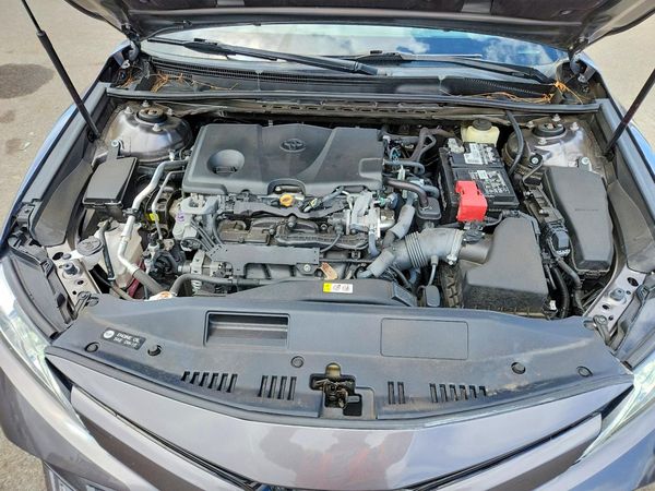 2018 TOYOTA CAMRY L/LE/SE/XLE — Engine bay