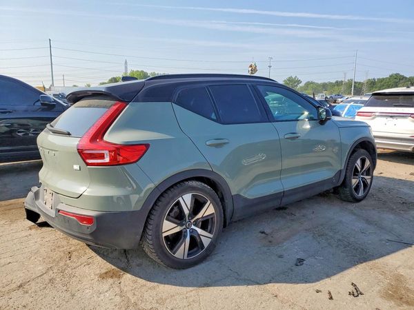 2021 VOLVO XC40 Recharge