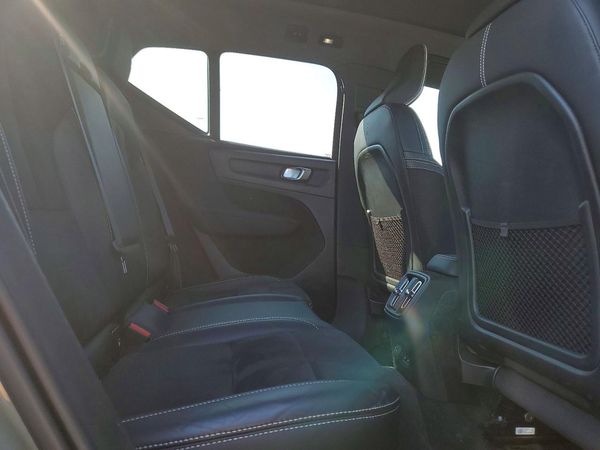 2021 VOLVO XC40 Recharge
