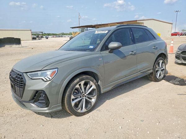2022 AUDI Q3