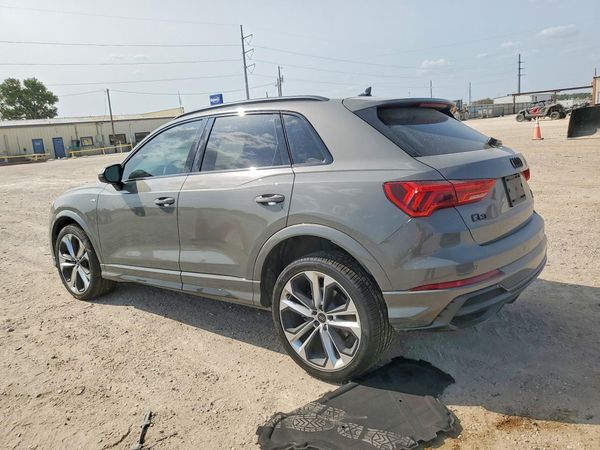 2022 AUDI Q3